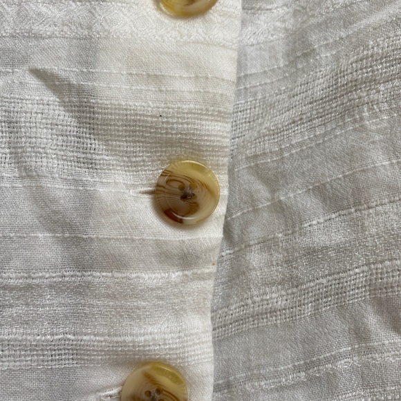 Flutter sleeve blouse - Picture 4 of 5